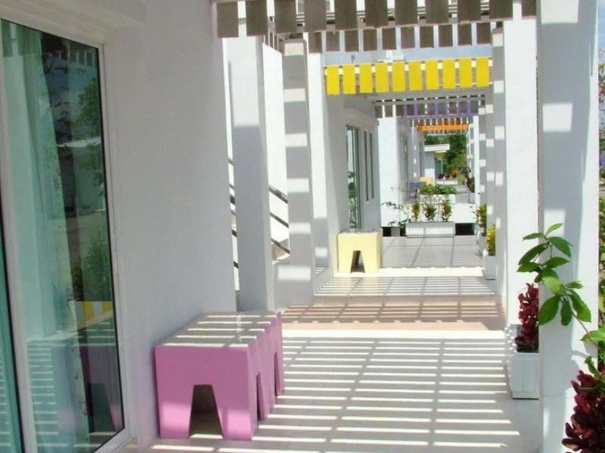 Ratchaburi Lake Scene Resort מראה חיצוני תמונה